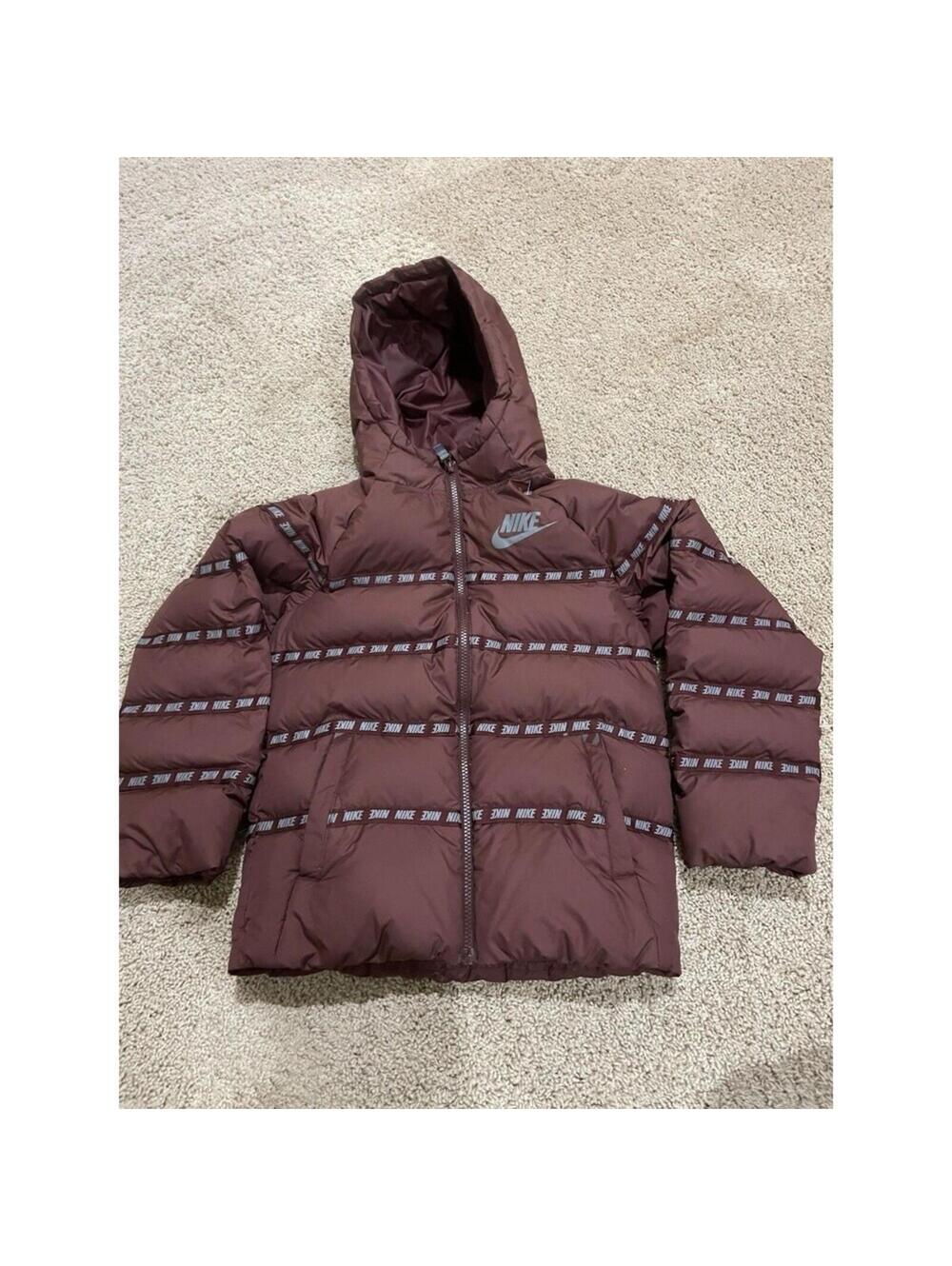 Nike kids' Sportswear down puffer jacket CU9154 Burgundy maroon S Small Hooded